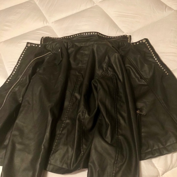 Miss Lili Small Stylish Biker Jacket - Picture 4 of 7